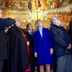 a alcaldesa destaca la sensibilidad patrimonial del Cabildo de la Catedral tras la encomiable restauración de la Sala Capitular