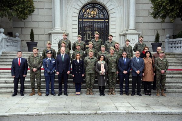 Visita de la ministra a la Academia de Infantería_1