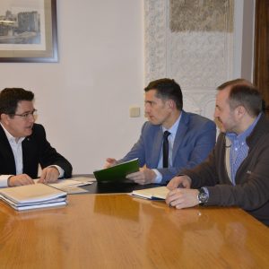 l Ayuntamiento valora incluir en su estrategia de ciudad una propuesta de Iberdrola para la innovación y sostenibilidad