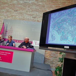 ilagros Tolón anuncia más plazas de aparcamiento para residentes y la entrada en vigor este sábado del nuevo horario de protección