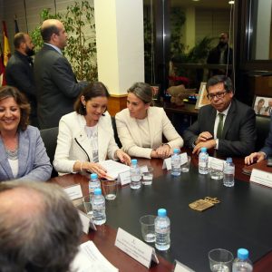 a alcaldesa de Toledo agradece al Gobierno de España su apoyo al proyecto del parque temático Puy du Fou