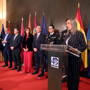 ilagros Tolón anima a los toledanos a conocer el “coraje” de las primeras mujeres que se incorporaron a la Policía Nacional