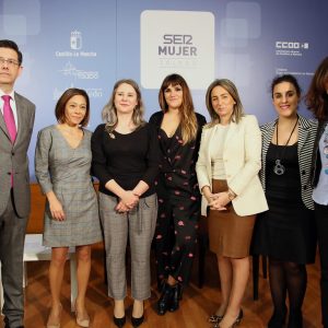 ozalén y Maribel Verdú protagonizan la jornada de inauguración del Festival FEM.19, cuyas propuestas continúan hasta el día 10