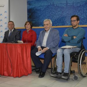 l Club Toletum Kayak promueve con el Ayuntamiento el deporte inclusivo con jornadas de piragüismo y actividades alternativas
