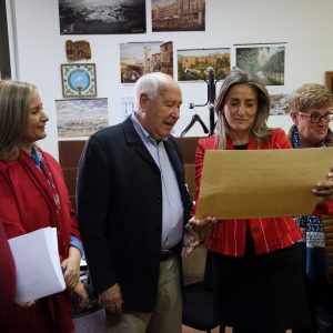 a Asociación de Veteranos, Pensionistas y Tercera Edad ‘ASVAT’ concede el título de ‘Presidenta de Honor’ a Milagros Tolón