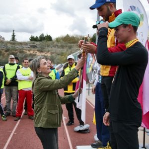 a alcaldesa asiste al Primer Gran Premio de España de tiro con arco y traslada el respaldo municipal al Club Águila Imperial de Toledo