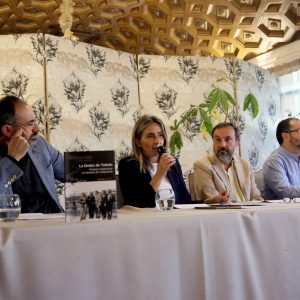 a alcaldesa destaca la contribución de Juan Carlos Pantoja a la  historia literaria toledana con su nueva obra ‘La Orden de Toledo’