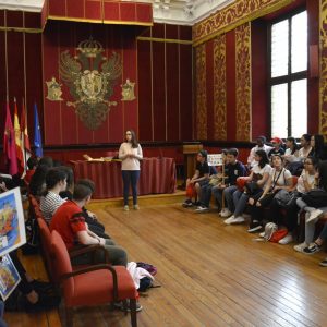 óvenes de Secundaria visitan el Consistorio toledano para conocer su patrimonio gracias a una proyecto del Princesa Galiana