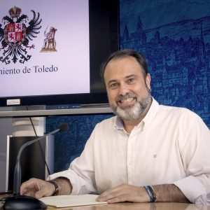 a apertura del Centro de Mayores de Santa Bárbara y la reducción de cuotas en las escuelas infantiles, logros en Servicios Sociales