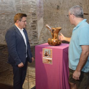 oledo acogerá un certamen de talla en madera con motosierra de carácter internacional como actividad del ‘Septiembre Cultural’