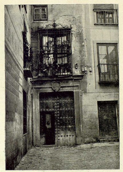 007_TRA-1930-277-Callejón de Gigantones-Foto Rodríguez