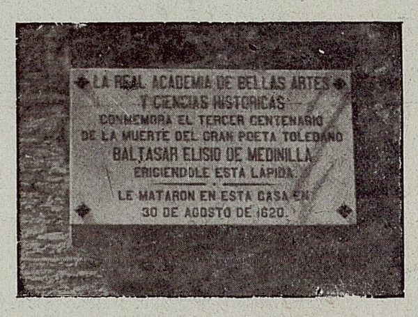 019_TRA-1921-167-Calle Real, casa donde fue muerto el poeta Baltasar Eliseo de Medinilla, placa conmemorativa-Foto Camarasa