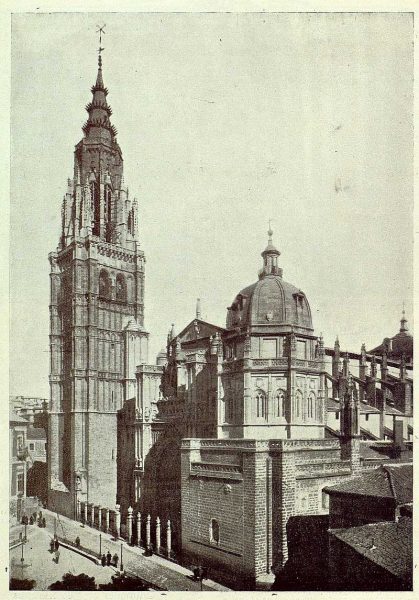 020_TRA-1925-223-Catedral, fachada y torre-Foto Rodríguez