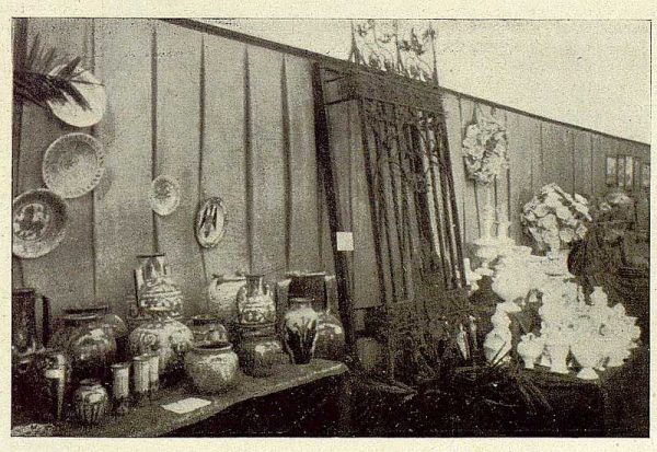 023_TRA-1929-269 - Exposición Regional de Bellas Artes e Industrias, Sinagoga de Santa María la Blanca, cerámica talaverana e hierros artísticos - Foto Rodríguez