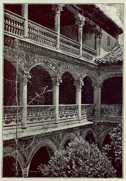 027_TRA-1930-281-282-Guadalajara, monasterio de Lupiana, claustro-Foto Clavería