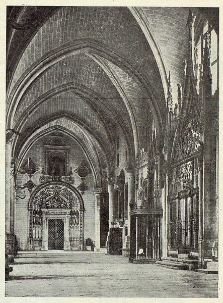060_TRA-1922-182-Catedral, Capilla del Tesoro-Foto Clavería