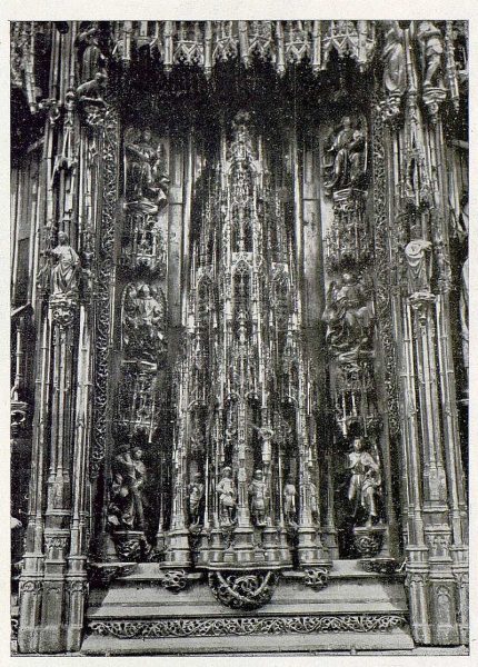 085_TRA-1930-275-Catedral, detalle del Altar Mayor