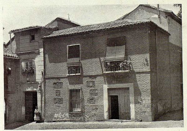 105_TRA-1928-253-Plaza de Valdecaleros-Foto Rodríguez