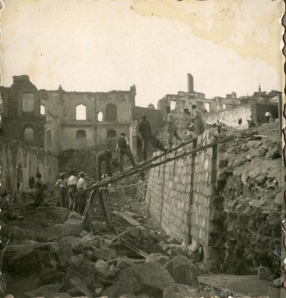 Año 1944-09-20 - Muro del Camino del Corralillo