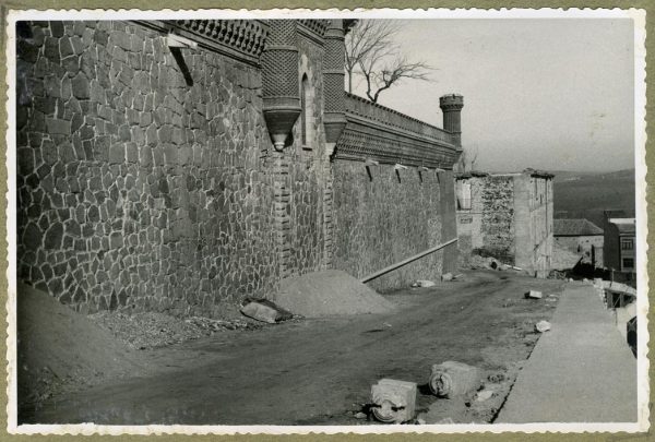Año 1946-02-14 - Camino del muro almenado_2
