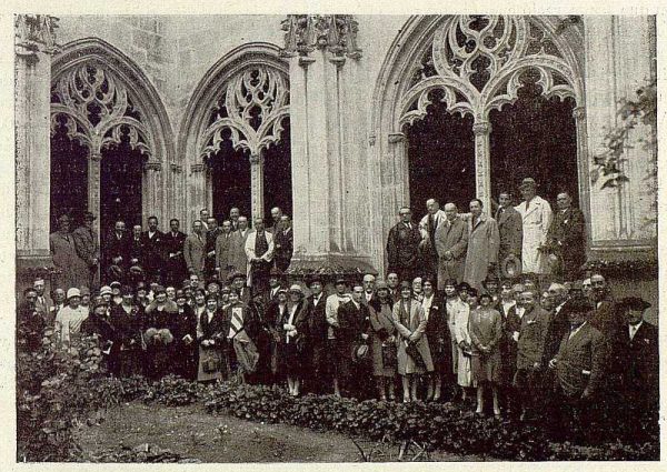 TRA-1929 - 267 - Excursión del Club Rotary, en San Juan de los Reyes - Foto Rodríguez