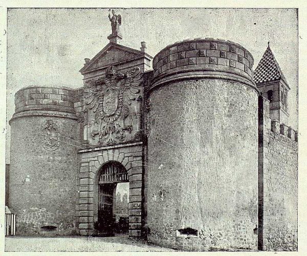 012_TRA-1923-200-Puerta de Bisagra