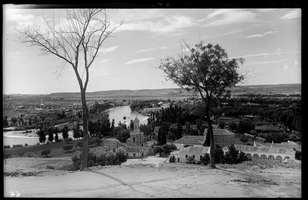 02 - 1947-07-00 - 064 - Toledo - Ermita del Cristo de la Vega