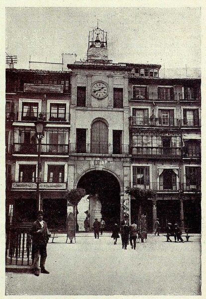 022_TRA-1928-251-Arco de la Sangre-Foto Rodríguez