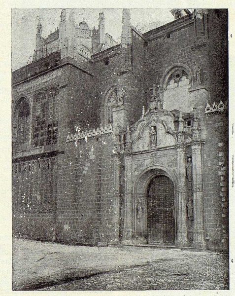 024_TRA-1922-189-Puerta de entrada a San Juan de los Reyes-Foto Román