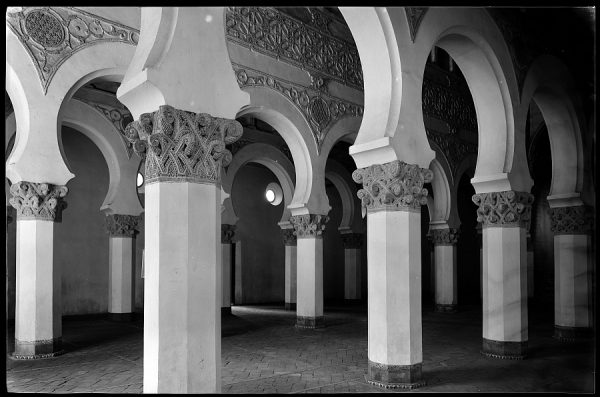 03 - Toledo - Sinagoga de Santa María la Blanca. Interior