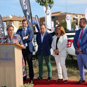 a alcaldesa destaca la trayectoria de la Feria del Vehículo de Ocasión y la importancia del sector para el desarrollo económico