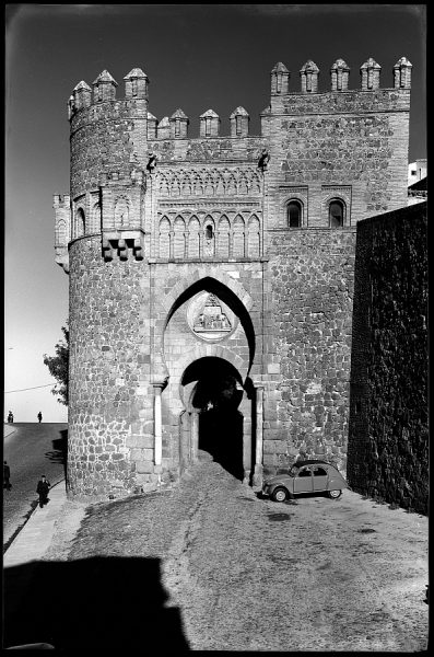 05 - 1961-04-00 - Toledo - Puerta del Sol