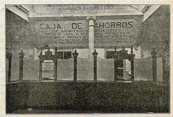 055_TRA-1917-082-Caja de Ahorros, sala de operaciones