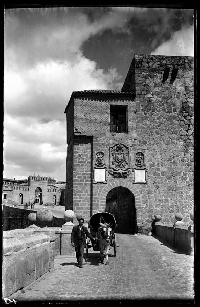 119 - Toledo - Arco del Puente de San Martín