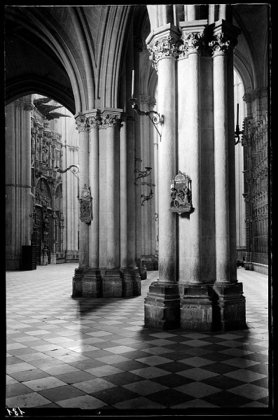 13 - 131 - Toledo - Catedral. Interior