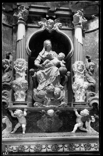 139_1 - Toledo - Catedral. Transparente. Virgen con el Niño