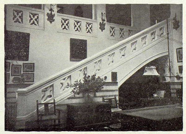 234_TRA-1922-188-El Sotillo, escalera del zaguán-Foto Rodríguez