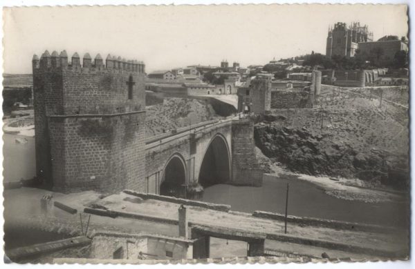 30 - 1947-07-00 - 096 - Toledo - Puente de San Martín