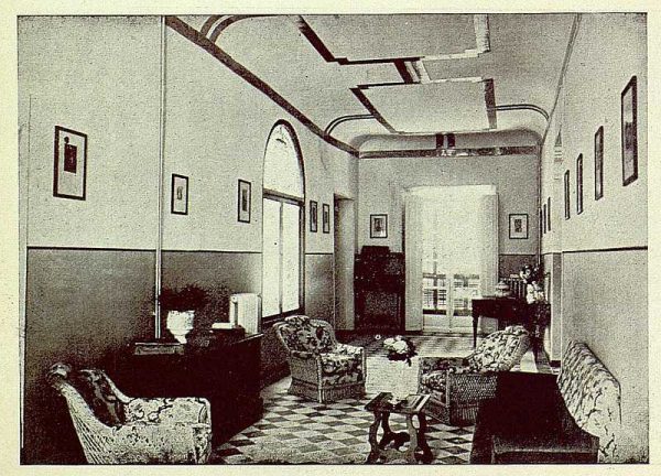 328_TRA-1925-219-Palacio de Buenavista, galería baja-Foto Rodríguez