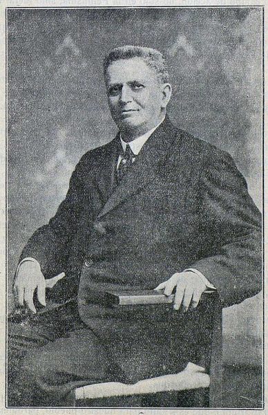 TRA-1917-079-Narciso Sentenach, Director del Museo de Reproducciones Artísticas