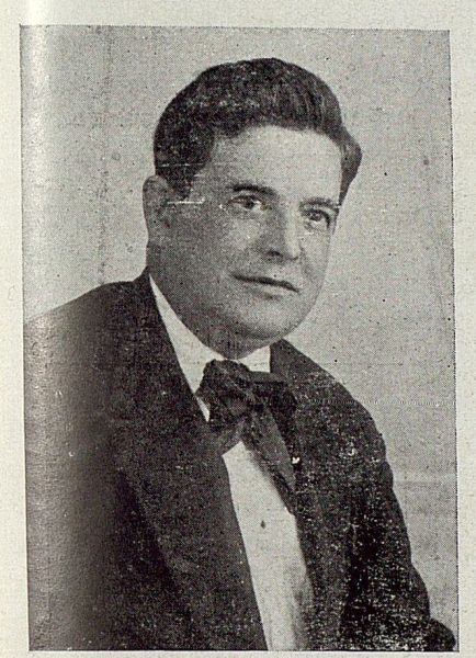 TRA-1920-149-Francisco Arroyo, director artístico de Cerámica de Talavera Ruiz de Luna