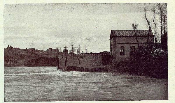 TRA-1922-185-Vista desde la Fábrica de Armas-Foto Soto