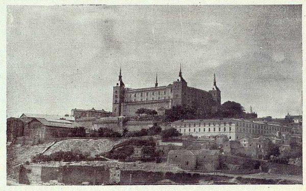 TRA-1922-190-Vista general del Alcázar