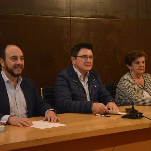 l Gobierno local participa en la conferencia de Miguel Ángel Dionisio sobre el rey Recaredo organizada por la Coordinadora de AA VV del Casco