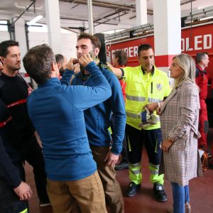 ilagros Tolón comparte con los Bomberos la programación de las XV Jornadas de Rescate en Altura que se desarrollan en Toledo