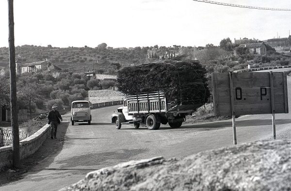 102-AKE_127_Carretera de Piedrabuena_Cruce con la de Circunvalación