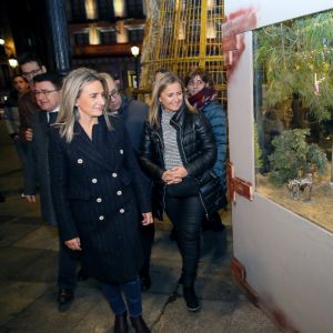 ilagros Tolón destaca la tradición del Belén en la inauguración del de la plaza de Zocodover con figuras y escenografía renovadas