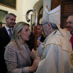 a alcaldesa destaca “la cercanía institucional y personal” de Braulio Rodríguez en su despedida como arzobispo de Toledo