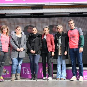 a alcaldesa destaca el rol de la mujer investigadora en la Carrera por la Igualdad, cuya recaudación es para un equipo de científicas 