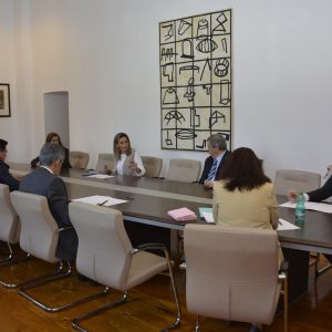 ilagros Tolón traslada a los empresarios las medidas decretadas por el Gobierno local para paliar los efectos de la crisis del Codvid-19